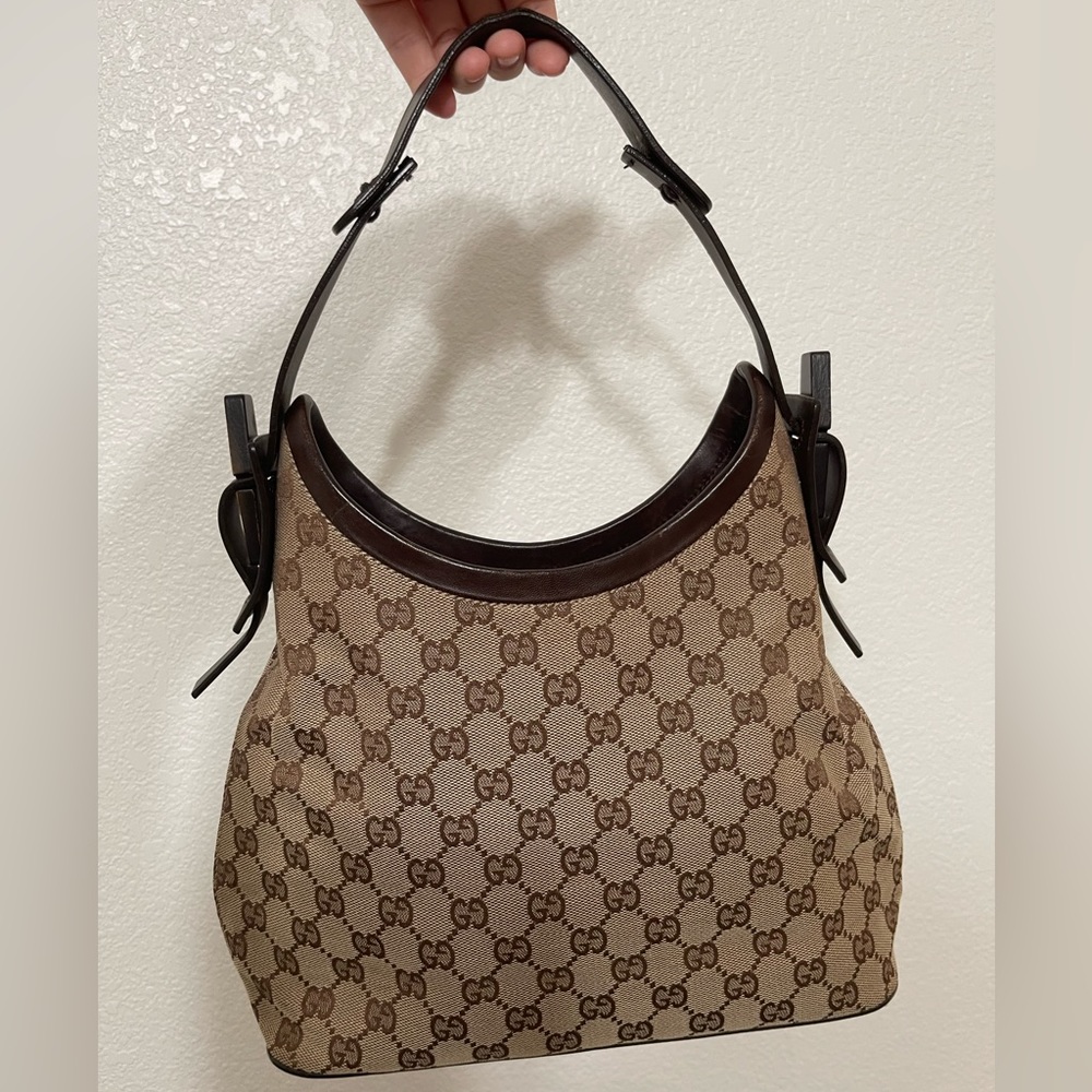 ❤️‍🔥SALE❤️‍🔥AUTHENTIC GUCCI SHOULDER BAG🤎🤎🤎 New Markdown!